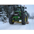 Средний снегоуборочный отвал для тракторов.